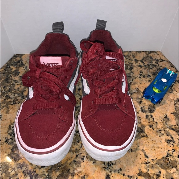 Vans - Picture 2 of 5